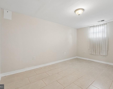 229 Cabbel Drive - Photo Thumbnail 31