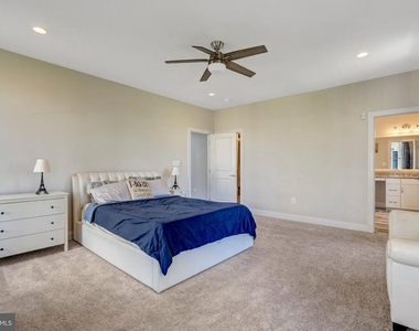 23311 Silcott Woods Terrace - Photo Thumbnail 21