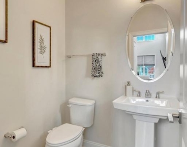 23311 Silcott Woods Terrace - Photo Thumbnail 16