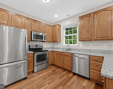 21588 Bankbarn Terrace - Photo Thumbnail 6