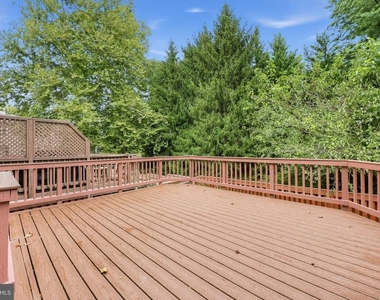 21588 Bankbarn Terrace - Photo Thumbnail 9