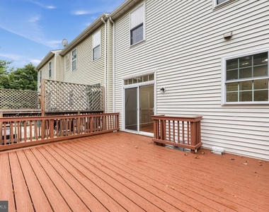 21588 Bankbarn Terrace - Photo Thumbnail 1