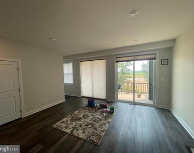 22256 Cornerstone Crossing Terrace - Photo Thumbnail 12