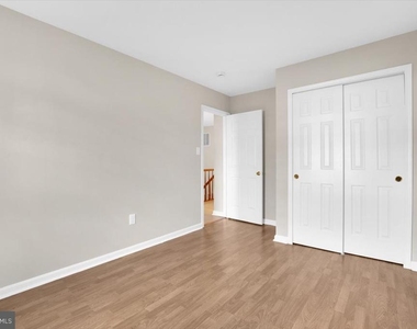 908 Smartts Lane Ne - Photo Thumbnail 24
