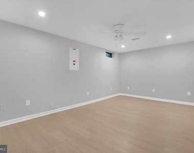 908 Smartts Lane Ne - Photo Thumbnail 27