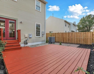 908 Smartts Lane Ne - Photo Thumbnail 31