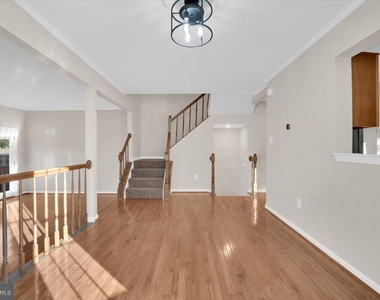 908 Smartts Lane Ne - Photo Thumbnail 10