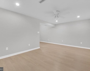 908 Smartts Lane Ne - Photo Thumbnail 28