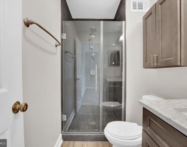 908 Smartts Lane Ne - Photo Thumbnail 18