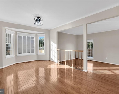 908 Smartts Lane Ne - Photo Thumbnail 8