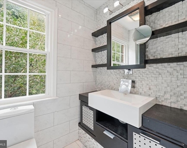 8562 Tyrolean Way - Photo Thumbnail 14