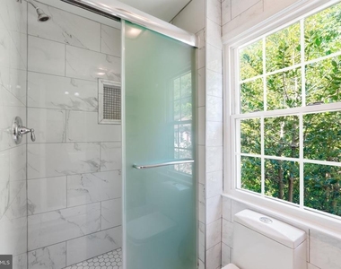 8562 Tyrolean Way - Photo Thumbnail 32