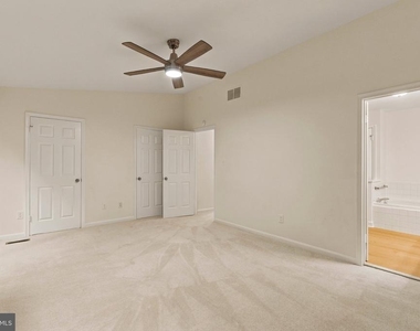 7937 Valleyfield Drive - Photo Thumbnail 21