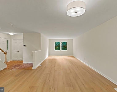 7937 Valleyfield Drive - Photo Thumbnail 2