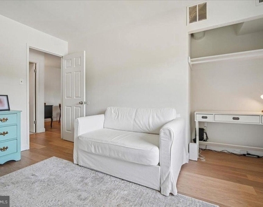 7990 Audubon Avenue - Photo Thumbnail 15