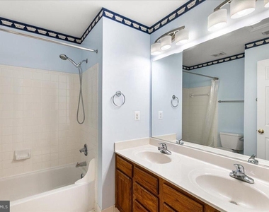 5304 Waldo Drive - Photo Thumbnail 23