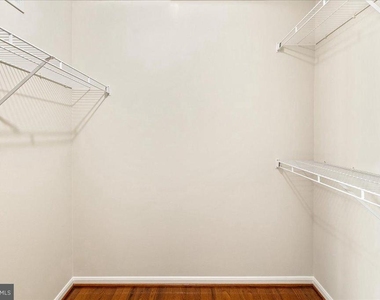 5304 Waldo Drive - Photo Thumbnail 21