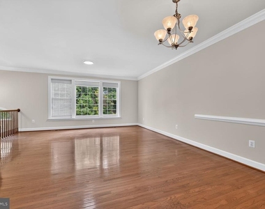 12285 Engelmann Oak Lane - Photo Thumbnail 3