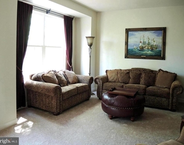 6409 Nice Place - Photo Thumbnail 9