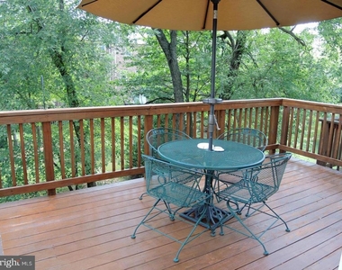 6409 Nice Place - Photo Thumbnail 21