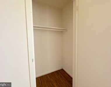 6802 Perry Penney Drive - Photo Thumbnail 17