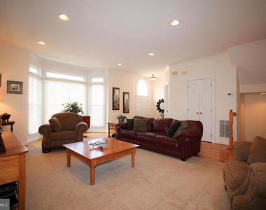 4553 Fair Valley Drive - Photo Thumbnail 3