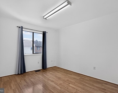 1151 Dublin Place - Photo Thumbnail 12