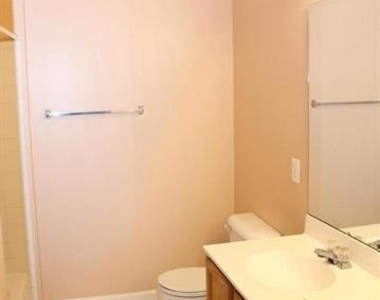 2555 Chase Wellesley Drive - Photo Thumbnail 16