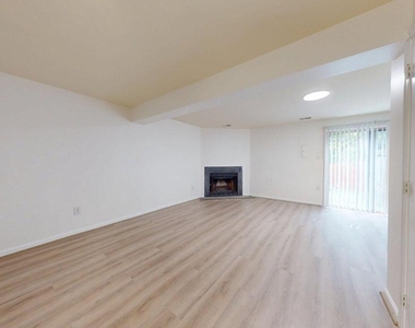 4477 Holly Avenue - Photo Thumbnail 15