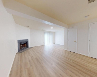 4477 Holly Avenue - Photo Thumbnail 16