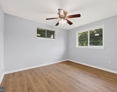 8110 Springfield Village Drive - Photo Thumbnail 18