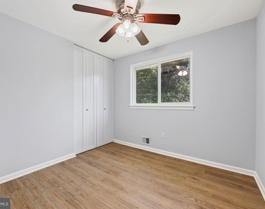 8110 Springfield Village Drive - Photo Thumbnail 19