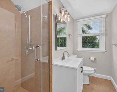 6015 Backlick Road - Photo Thumbnail 8