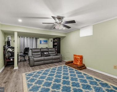 8715 Shadowlake Way - Photo Thumbnail 27