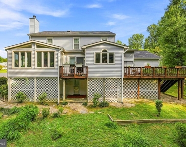 8715 Shadowlake Way - Photo Thumbnail 32