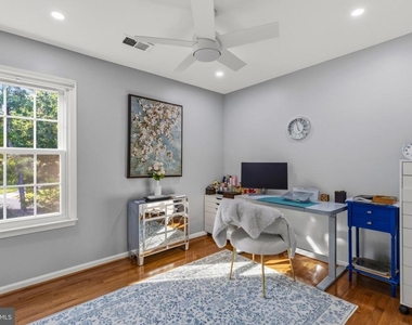 8715 Shadowlake Way - Photo Thumbnail 18