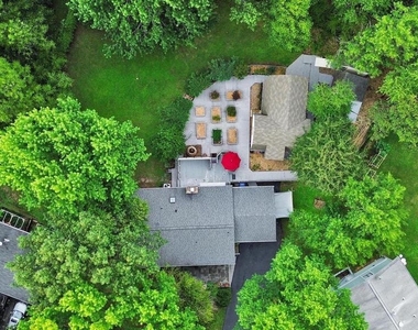 1002 Charlton Place - Photo Thumbnail 59