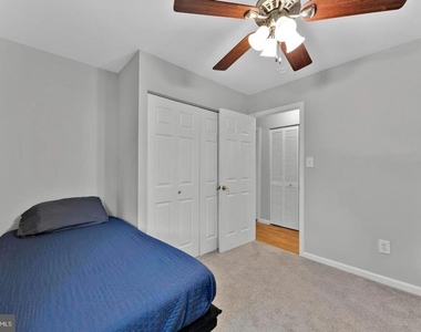 1002 Charlton Place - Photo Thumbnail 19