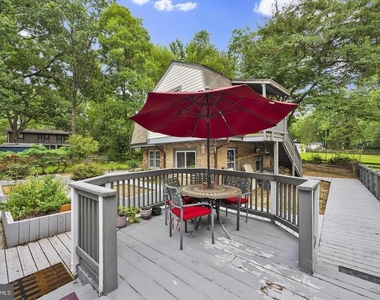 1002 Charlton Place - Photo Thumbnail 48