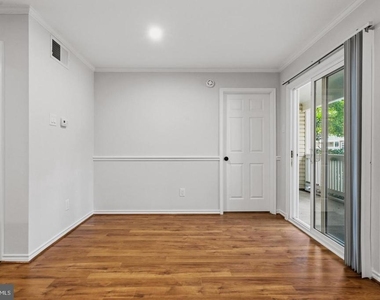 1521 Lincoln Way - Photo Thumbnail 6