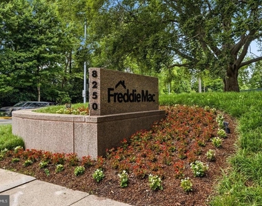 1521 Lincoln Way - Photo Thumbnail 28