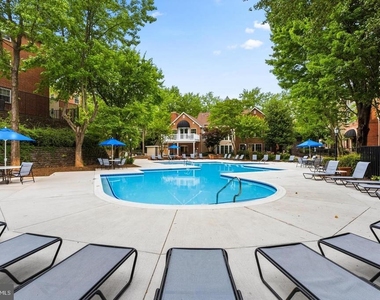 1521 Lincoln Way - Photo Thumbnail 21