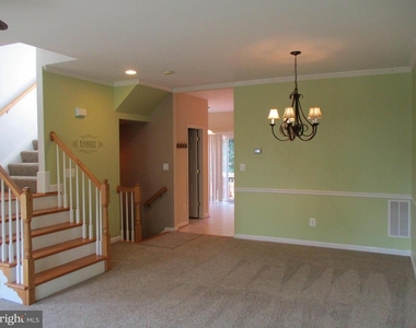 9102 Marie Court - Photo Thumbnail 2