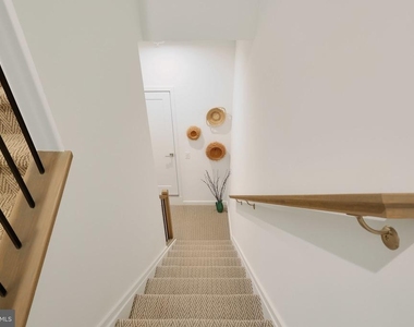 7514 Sawyer Farm Way - Photo Thumbnail 11