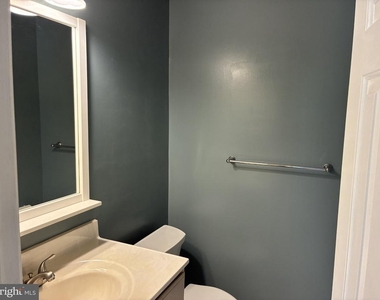 7160 Westfield Court - Photo Thumbnail 11