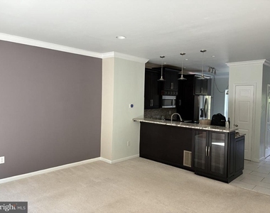 7160 Westfield Court - Photo Thumbnail 4