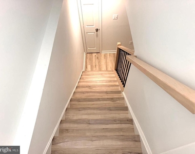 6062 Hollow Hill Lane - Photo Thumbnail 11