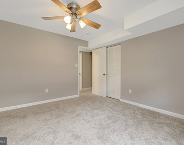551 Florida Avenue - Photo Thumbnail 23