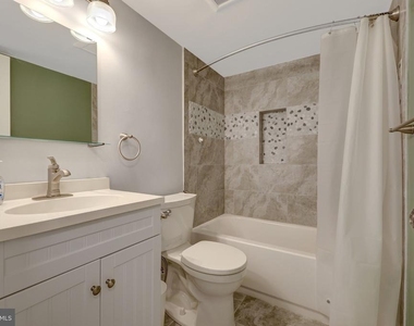 551 Florida Avenue - Photo Thumbnail 24