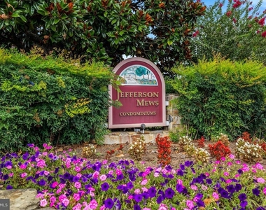 551 Florida Avenue - Photo Thumbnail 38